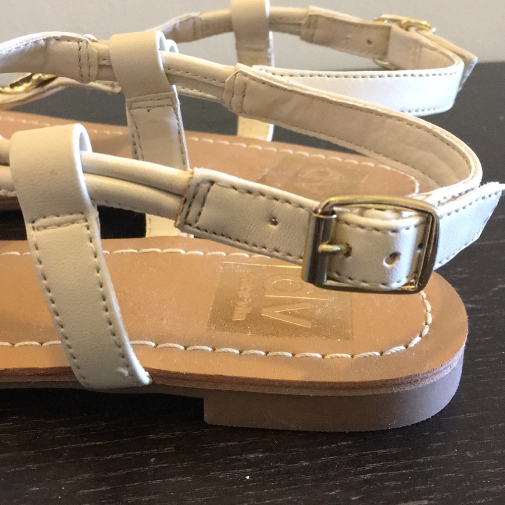 ⭐️ Cute Starfish Sandals ⭐️ - Picture 6 of 7